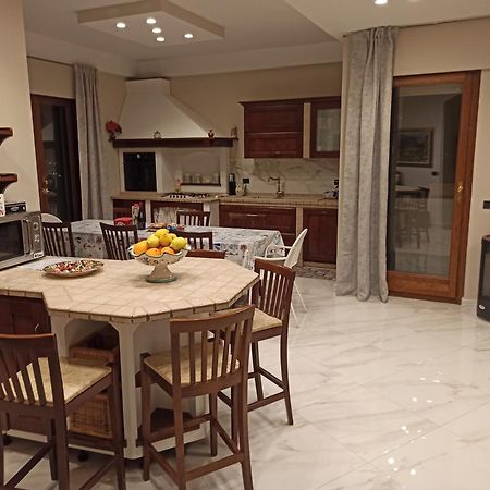 La Terrazza Quisisana Sorrento Coast Villa กาสเตลลัมมาเร ดิ สตาเบีย ภายนอก รูปภาพ